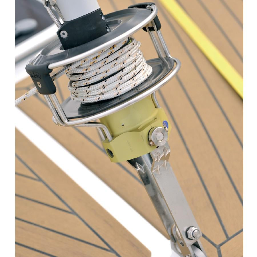 Profurl cruising headsail furlers